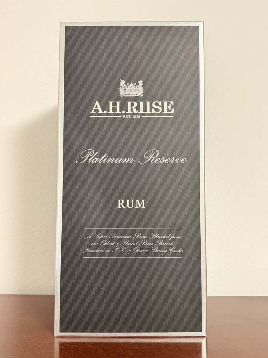 A.H.Riise Platinum Reserve 42% 0.7l
