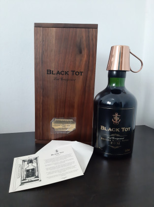 Black tot  Last Consignment ČR 0.7l 54.3%